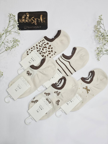 مجموعه جوراب نخی کوتاه زنانه فانتزی با طرحهای مختلف