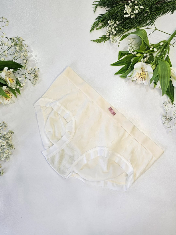 شورت نخی زنانه دورتور رنگ سفید