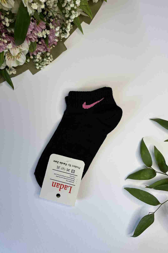 جوراب مچی مشکی لادن با لوگوی صورتی