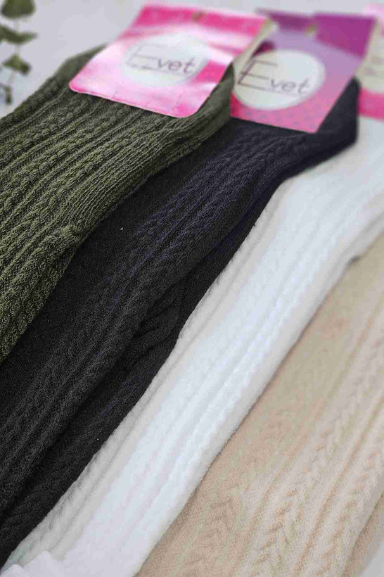 جوراب بالای زانو زنانه بافت گندمی رنگ سبز زیتونی