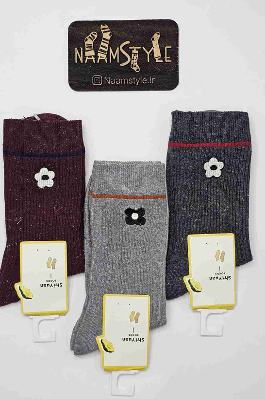 مجموعه جوراب زنانه طرح گل و خرس - سه رنگ مختلف