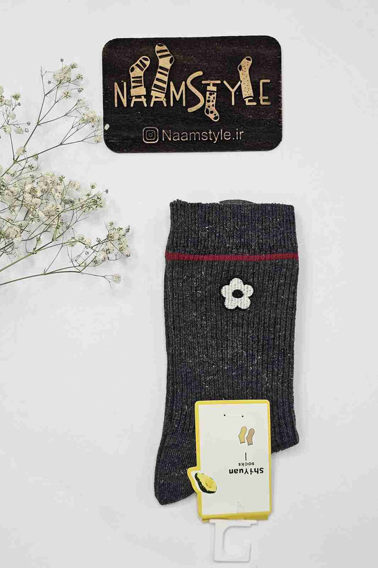 جوراب خاکستری تیره طرح گل سفید - فانتزی خاص