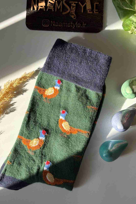 جوراب فانتزی طاووس با زمینه سبز و جزئیات رنگی